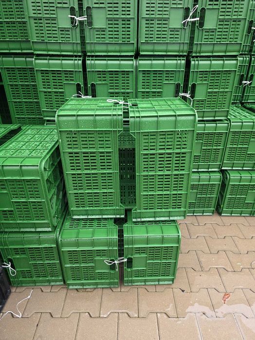 Naveta/lada plastic verde/calitate superioara/2.3kg super pret 30 ron