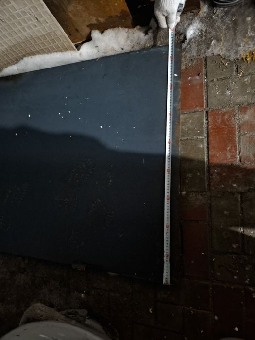 Продаю дверь металическую