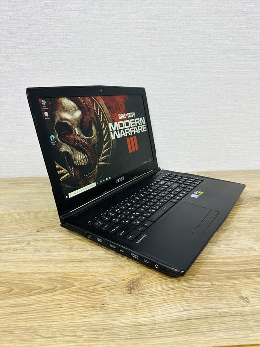 MSI Core i7-8 Ядерный Мощный, Игровой ноутбук для Игр и Программ
