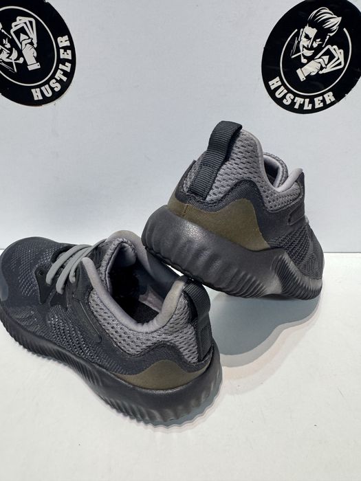 Детски маратонки ADIDAS ALPHABOUNCE . Номер 30