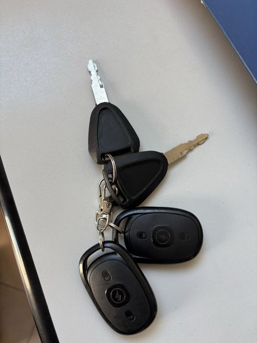 Ел Триколка 950€