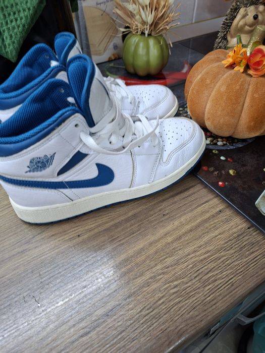 Ghete Jordan din piele mas 38