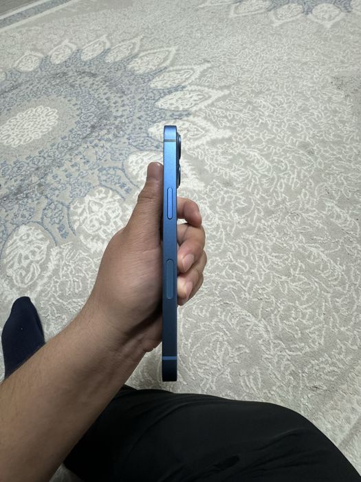 Айфон 13 128гб аррle