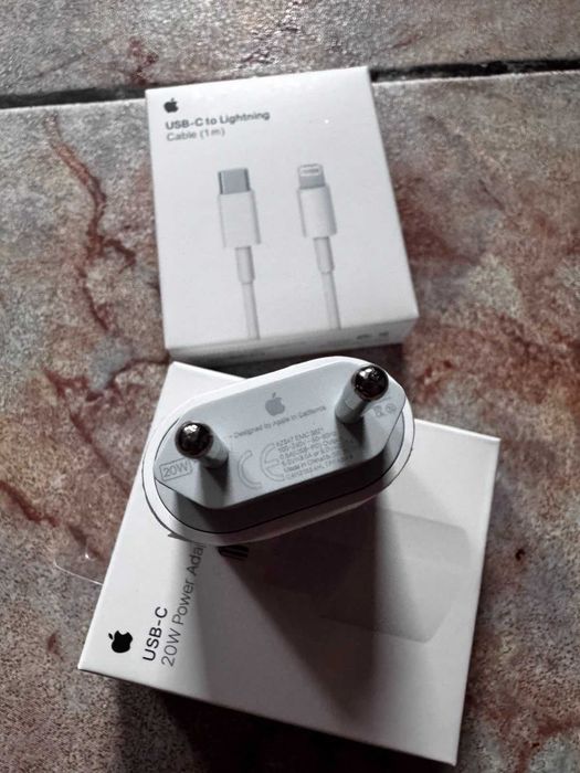 Adaptor+Cablu Lightning Apple