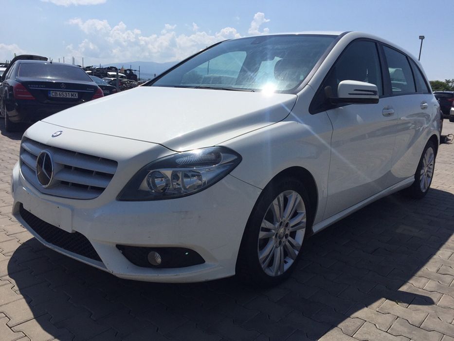 Mercedes B180cdi/Auto/2013г,На части