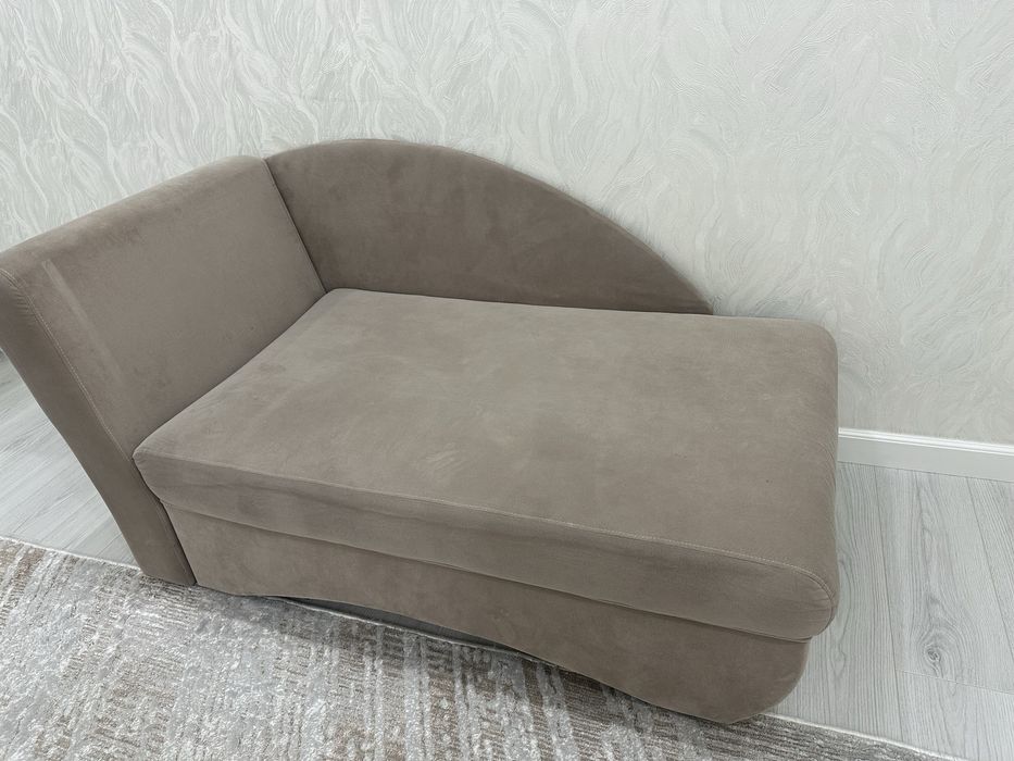 тахта (диван) сатылады