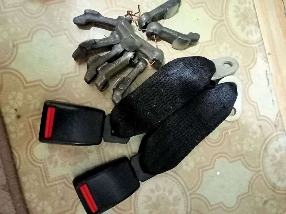 стекла на задние фонари.жигули ваз 2106