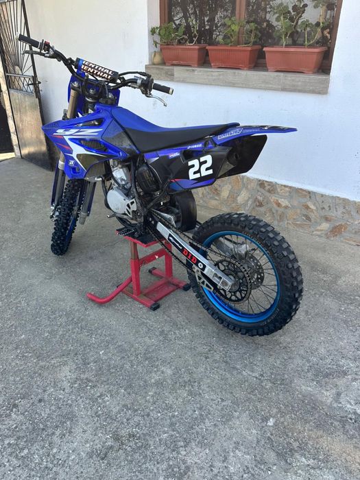 YAMAHA  YZ 2018.