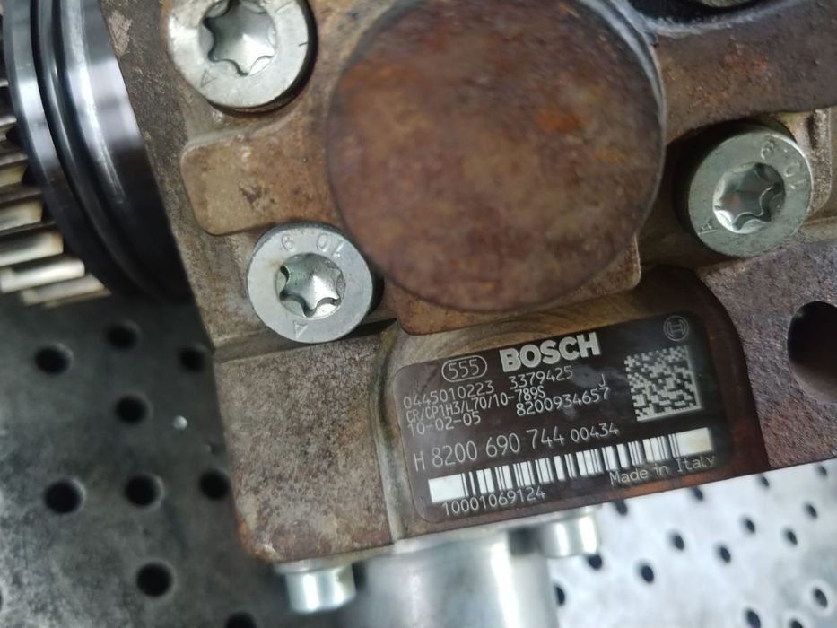 Pompa inalta presiune 2.0 dci m9r renault koleos 0445010223 8200934657 8200690744