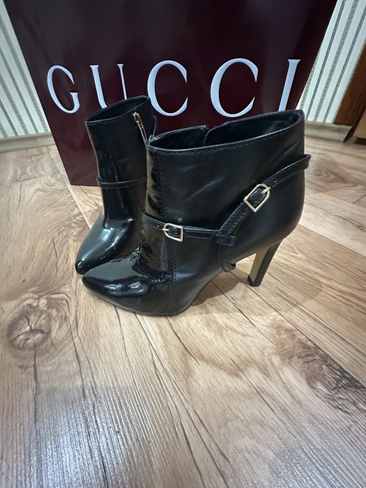 Етіктер сатылымда