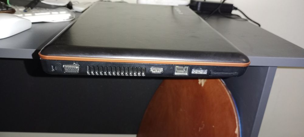Ноутбук Lenova i3
