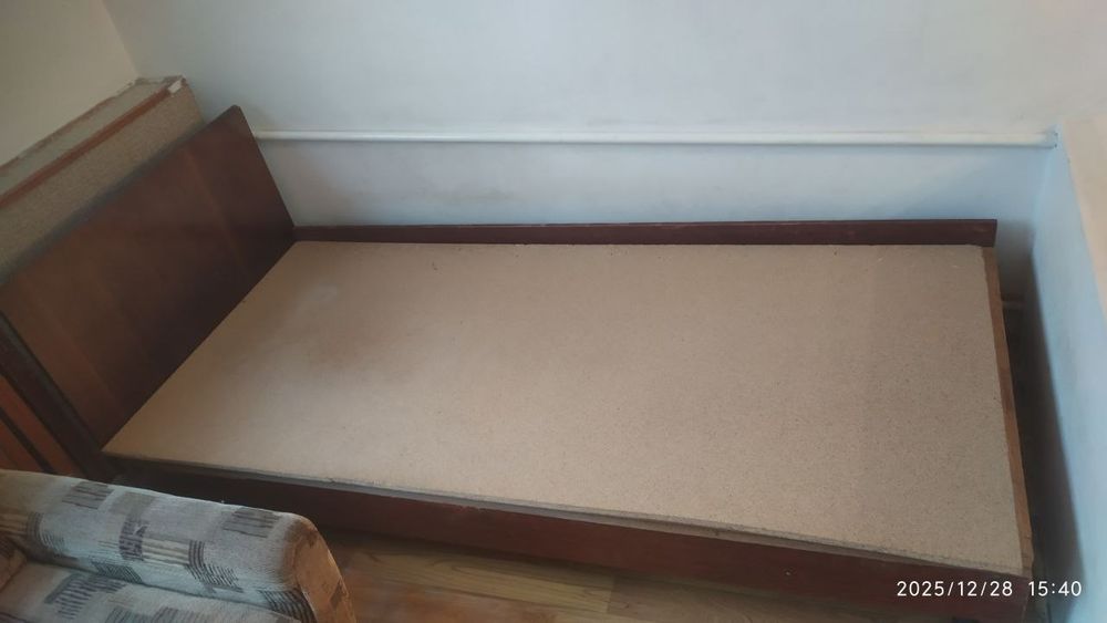 Продается деревянная кровать