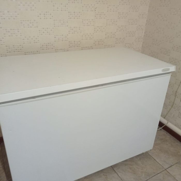 Продам мебель б/у, и морозильник