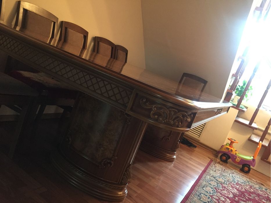 Продам стол, в отличном состоянии