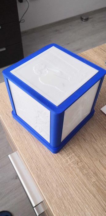 Lampa de veghe cub personalizata