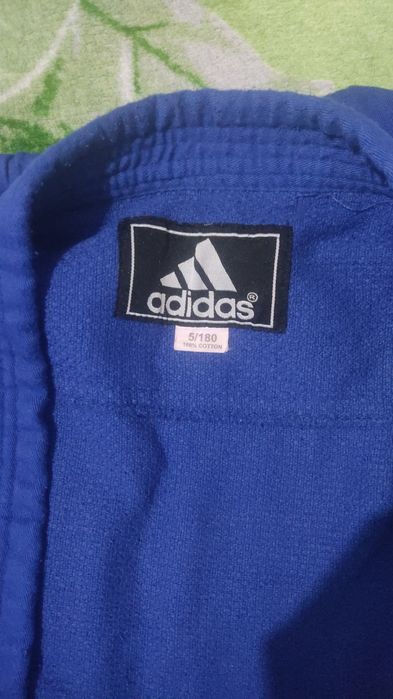 Продам кимоно Адидас