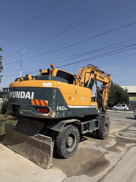Екаскаваторы хундай 2015 йил 140W