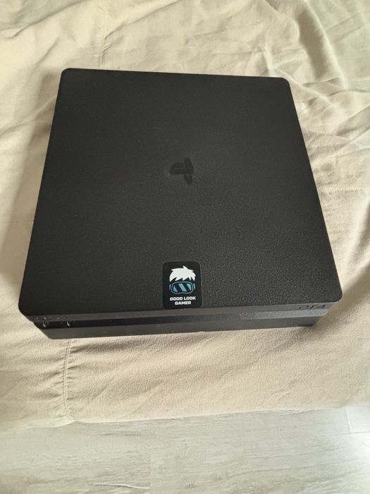 Продавам Playstation4