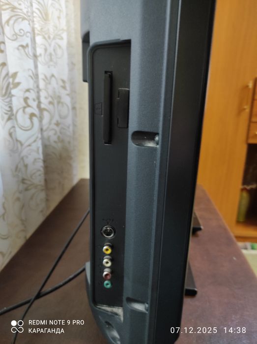 Телевизор SONY 81см