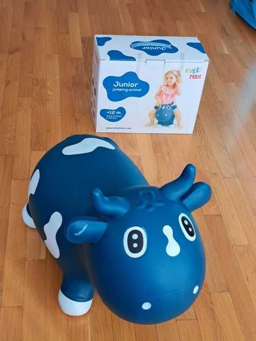 Надуваема играчка за скачане 12м+ развива координация и баланс