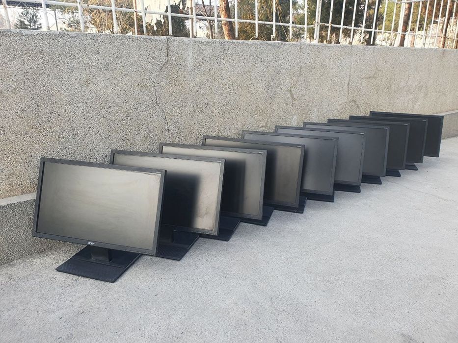 Монитоы асер 22 в количестве