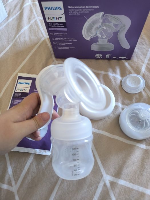Avent natural ръчна помпа за кърма