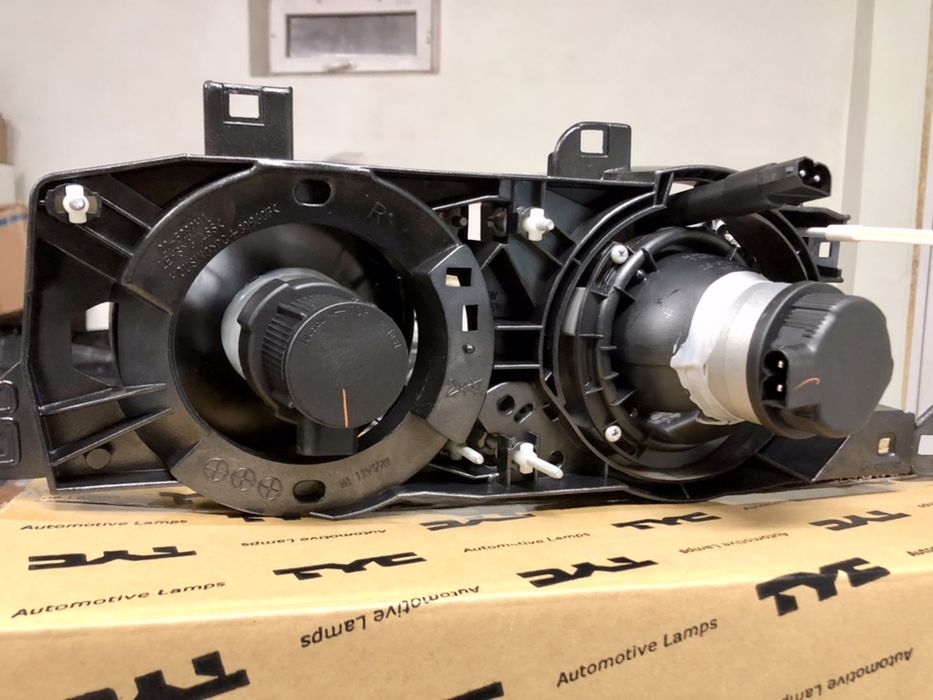 Фары TYC БМВ Е34 5 серии BMW E34