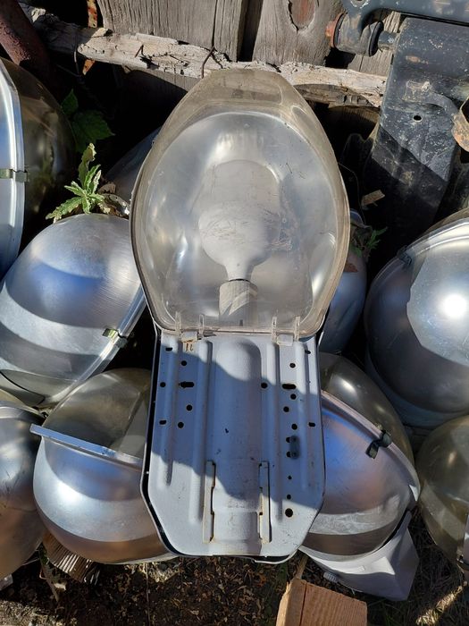 Продам консоли для уличного освещения