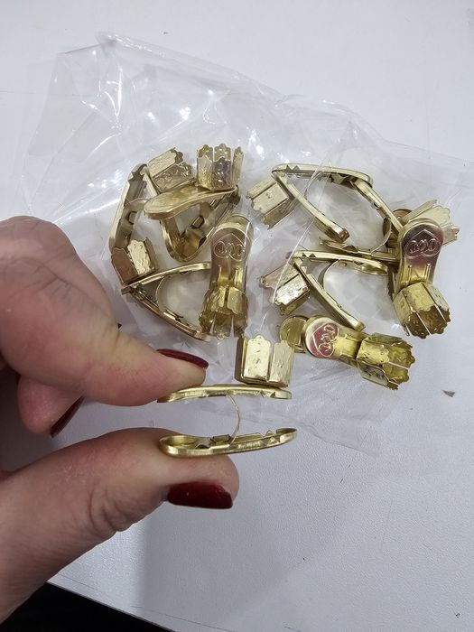 Елочные ишрушки прищепки для игрушек