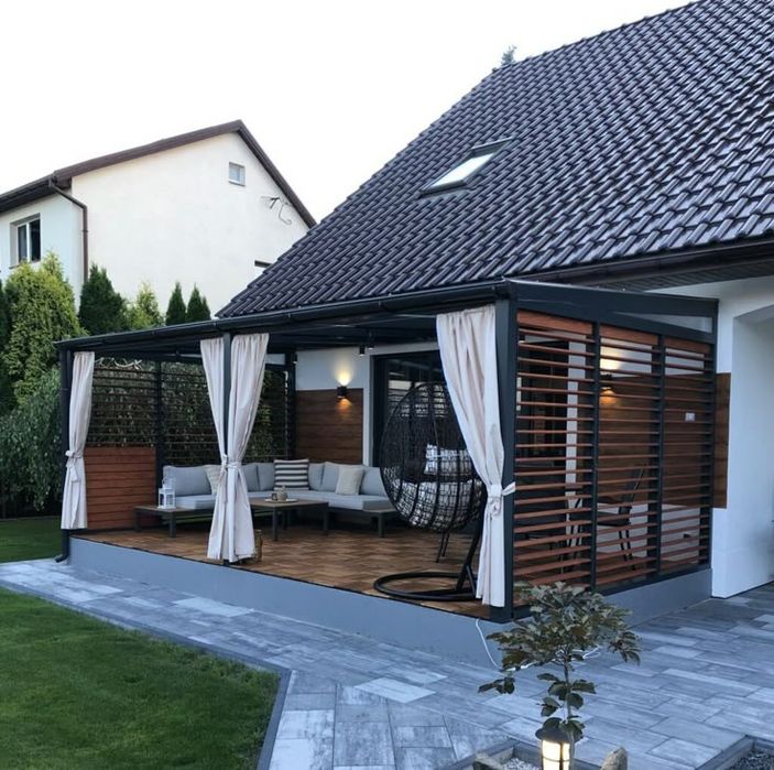 -foișoare la comanda
-pergole modele moderne
-leagăne din lemn sau met