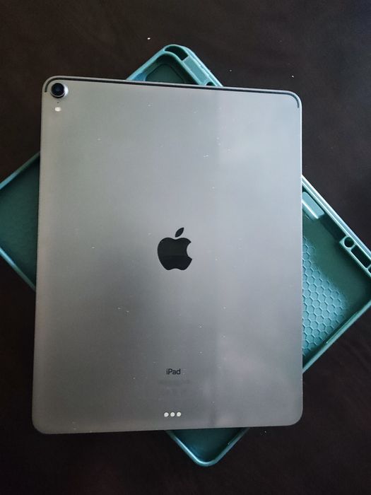 Таблет Ipad pro 12.9 2018 3 gen 256 Gb