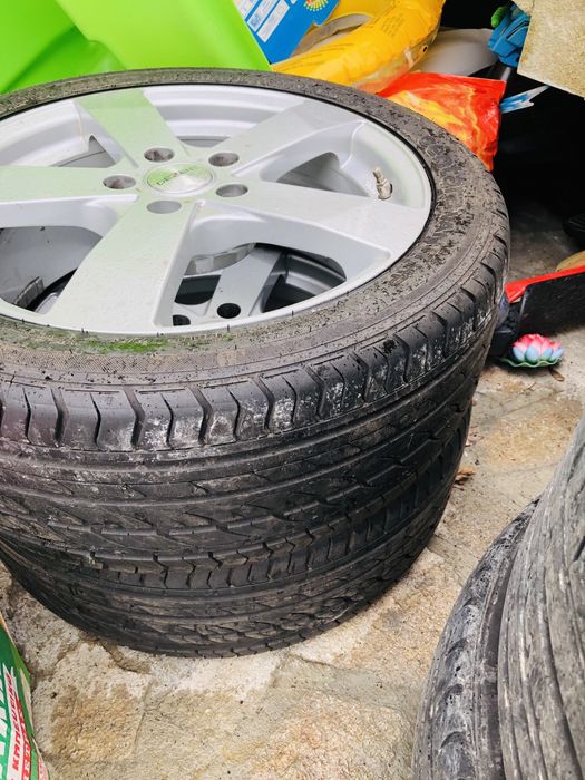 Гуми с Джанти