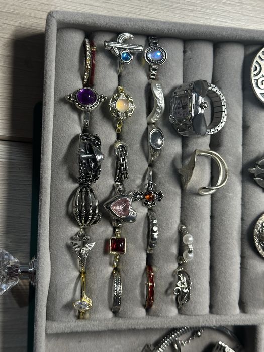 Аксесуары кольца, серьги