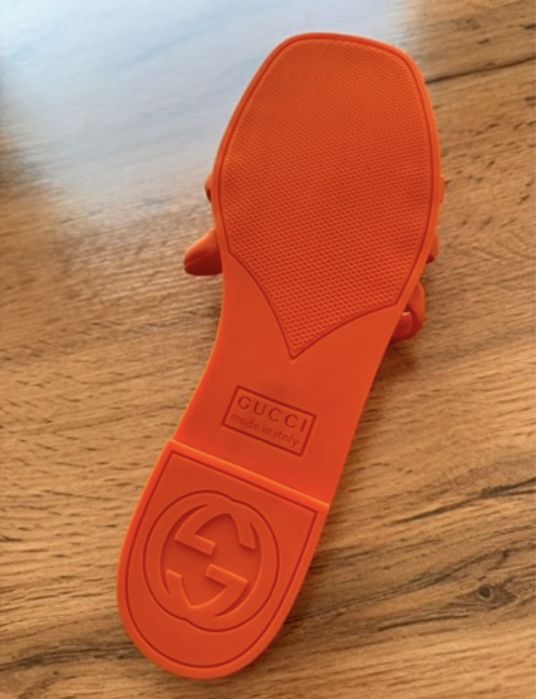 Сланцы/тапочки Gucci