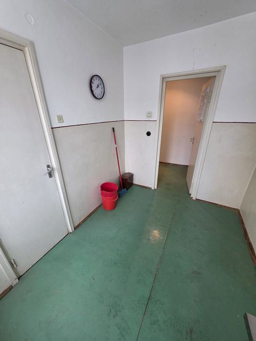 Ap 2 cam , et II , Conf I , Rogerius ,zona  Hotel Melody