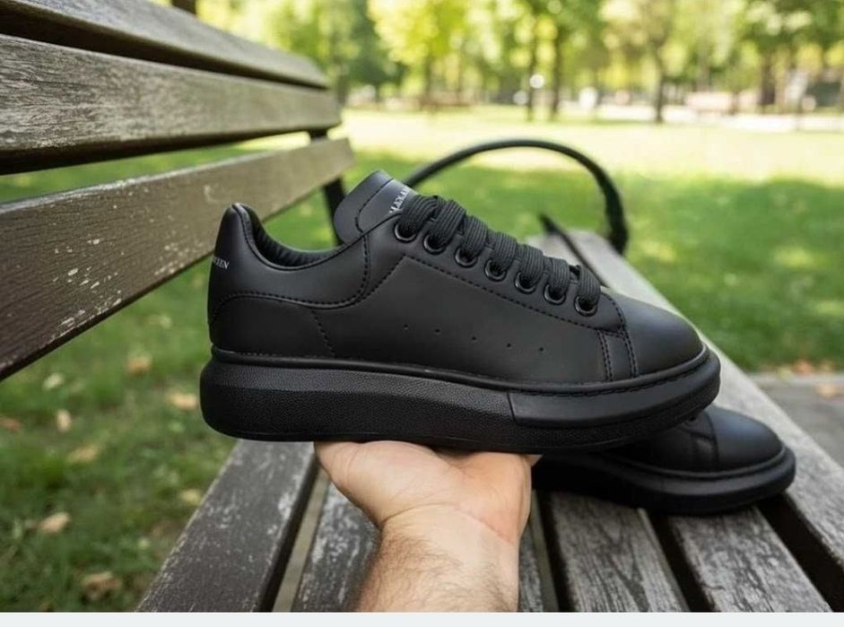 Adidasi Alexander Mcqueen Negru- Adidasi casual
