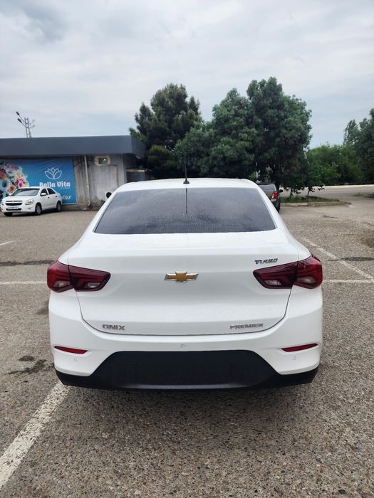 Onix Premier Plus 2024