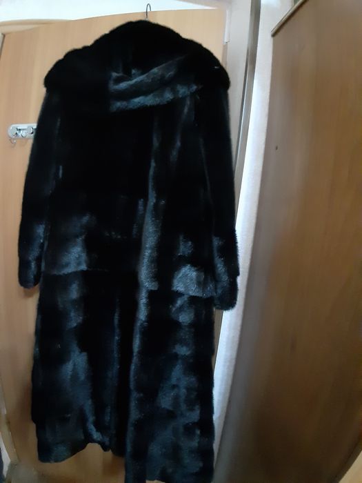 Продам норковую шубу