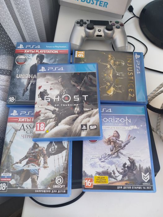 Playstation 4 slim с дисками