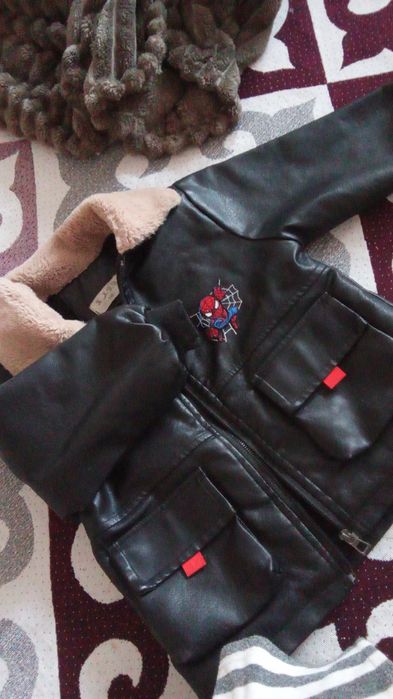 Детский куртка 4-5жаска