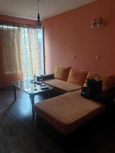 Дава се под наем Едностаен апартамент в Бургас, Възраждане - 55 кв.м за 165 € - Снимка #2