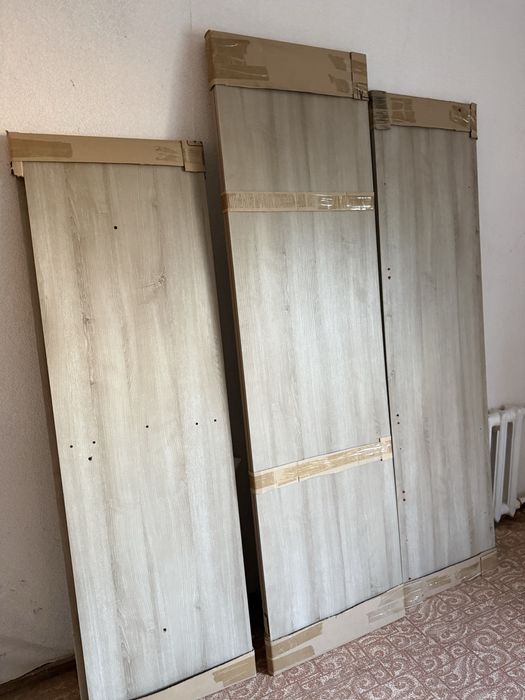 Продам плательный шкаф