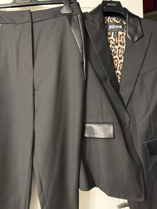 Нов костюм Cavalli