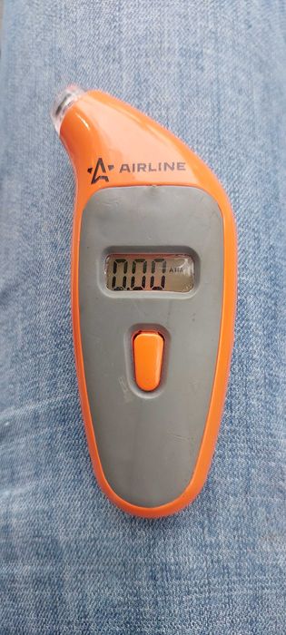 Манометр давление  шины