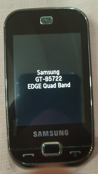 Продам б/у телефон Samsung GT-B5722