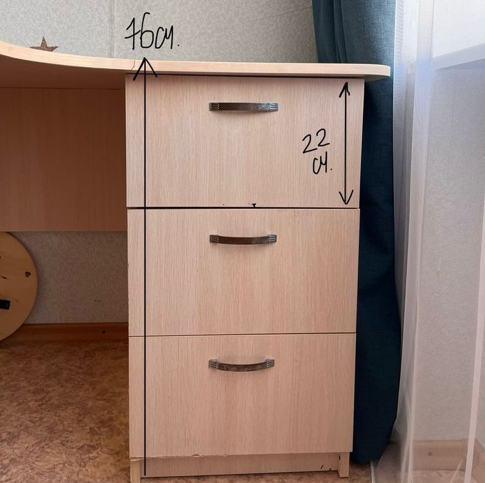 Продаю письменный стол, б/у