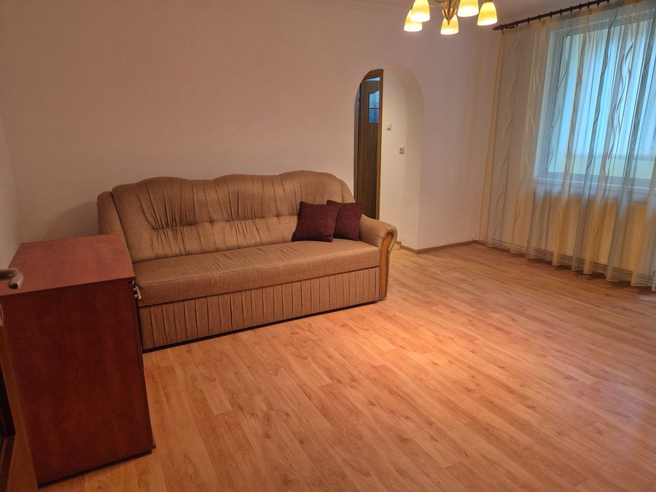 Vând apartament 3 camere, cartier Gura Câmpului, strada Turda nr.8