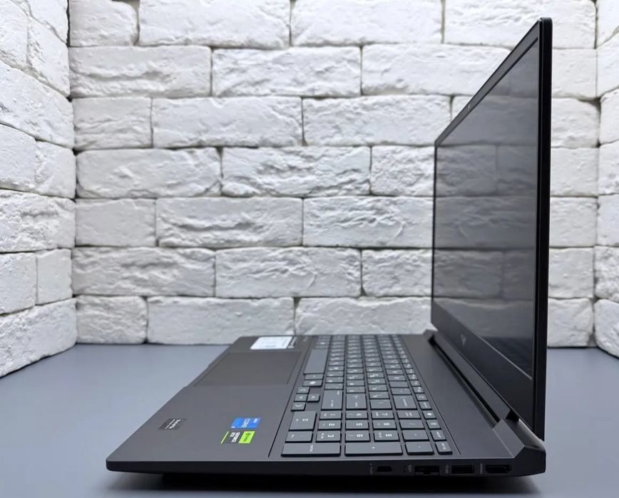 HP Victus 15 (i5-12450H/32GB/1650 4GB)