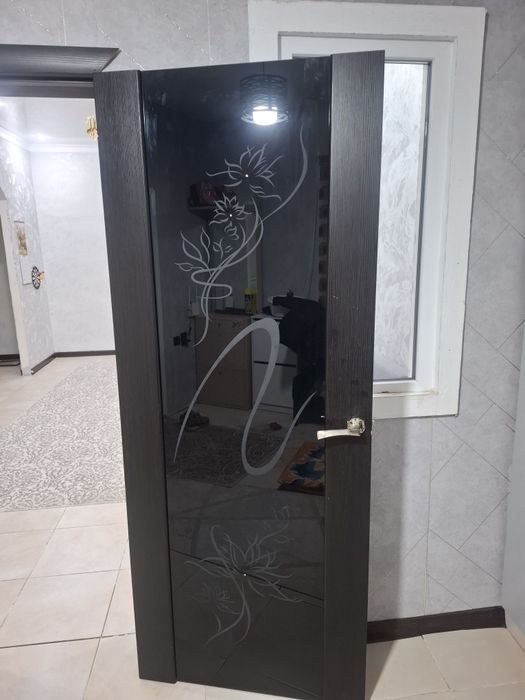 Продам межкомнатные двери