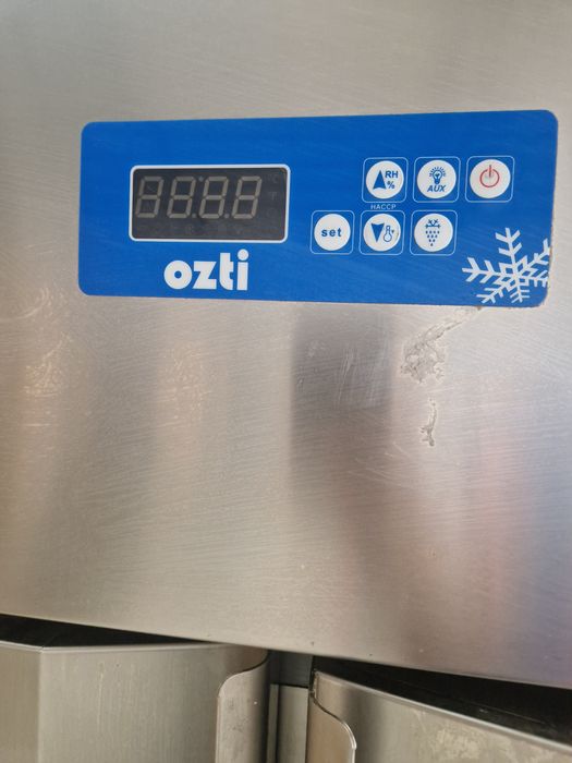 Професионален фризер 1200 литра Ozti